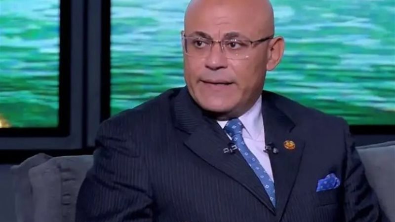 الدكتور ماجد عبد العظيم