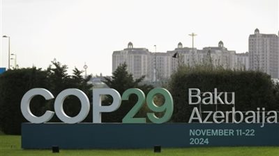 تزامنًا مع COP29، لا علامة على التحول بعيدًا عن الوقود الأحفوري