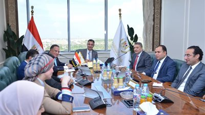وزير التموين يبحث سبل التعاون مع الهيئة البرلمانية لحزب الشعب الجمهوري