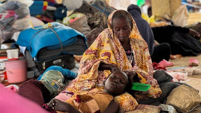 النساء في السودان بين نيران الحرب وأهوال النزوح