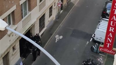 التفاصيل الكاملة لاحتجاز رهائن في مطعم بضواحي باريس