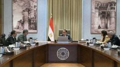 خلال اجتماع الحكومة، التعاقد مع استشاري دولي لتطوير السياحة في مصر