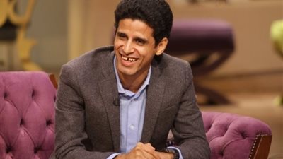 أجمل نجمين، حمدي الميرغني يهنئ أحمد حلمي ومنى زكي بعيد ميلادهما