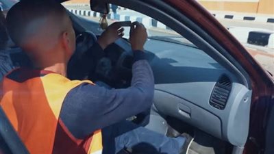 كيفية تسديد رسوم الملصق الإلكتروني وشروط الحصول عليه