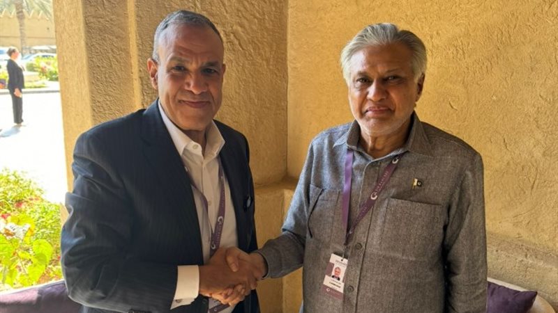 وزير الخارجية ونظيره الباكستاني