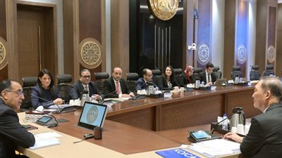رئيس الوزراء يلتقي وفد وكالة التعاون الدولي الكورية