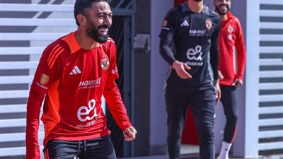 الأهلي يستعد لمواجهة الاتحاد السكندري بلحظات 