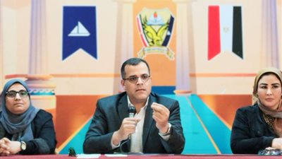 استبعاد مدير مدرسة وعدد من العاملين لحين انتهاء تحقيقات الإهمال في دمياط