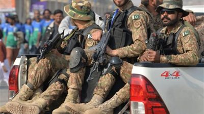 مقتل 10 أشخاص في هجوم على مزار بأفغانستان