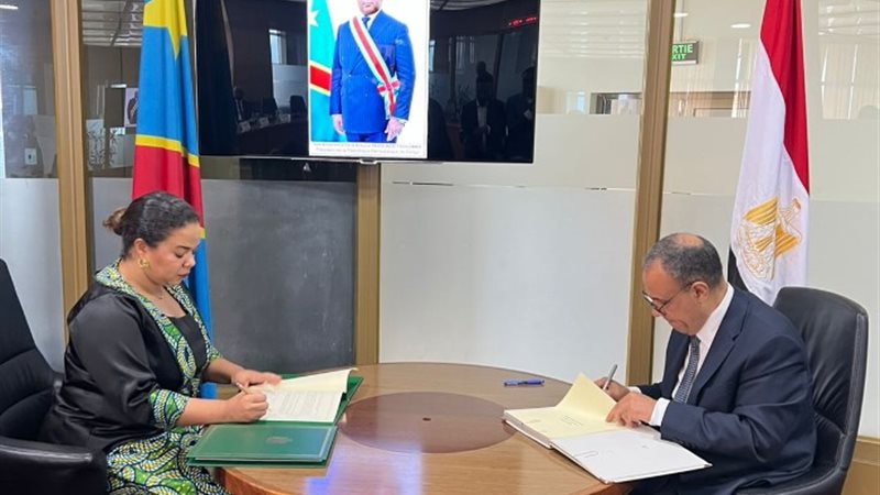 وزير الخارجية ونظيرته في الكونجو الديموقراطية