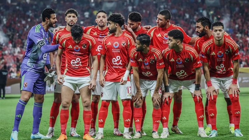 لاعبو الأهلي