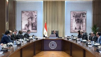 رئيس الوزراء يتابع مستجدات تنفيذ برنامج الطروحات الخاص بقطاع المطارات