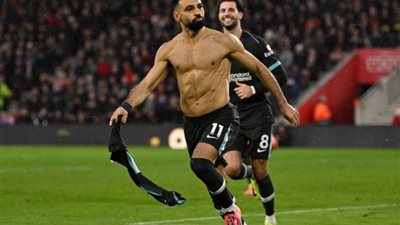 جماهير ليفربول توجه رسالة قوية للإدارة: 