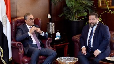 بتكلفة 1.6مليار دولار استثمار بولندي لإنشاء مصنع أمونيا خضراء في مصر (تفاصيل)