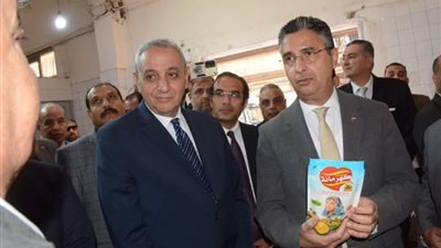 وزير التموين: شركة طنطا للزيوت من أعمدة الصناعة الوطنية