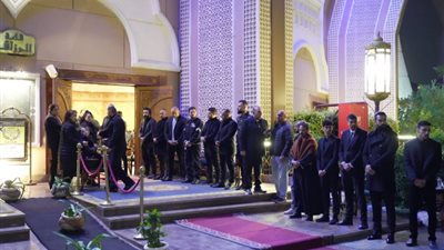 بالدموع، نجوم الفن يعزون أنوسة كوتة أرملة محمد رحيم