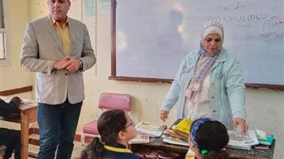 وكيل التعليم بدمياط يتفقد سير العملية التعليمية بمدارس اللغات