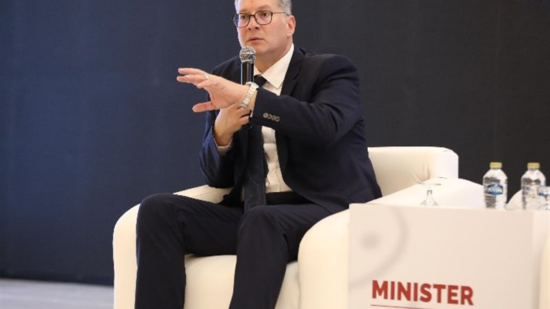 المهندس كريم بدوي وزير البترول والثروة المعدنية