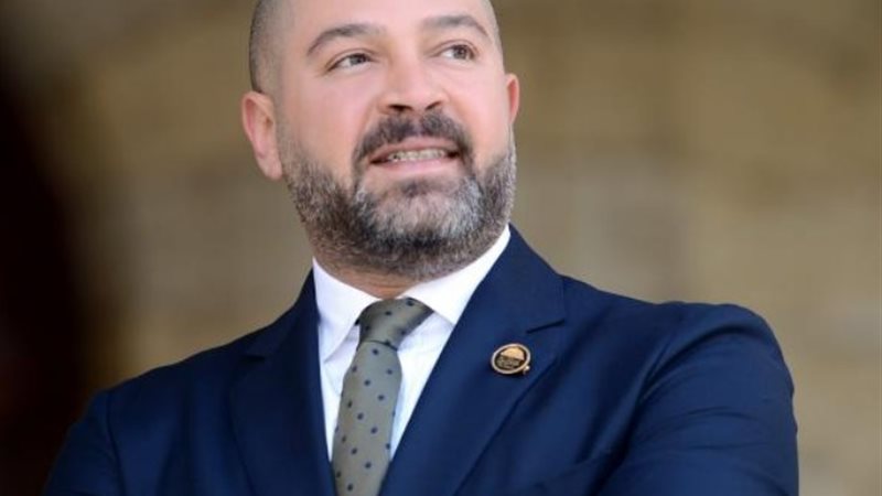 النائب أحمد دياب