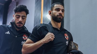 شاهد لاعبي الأهلي في استاد القاهرة استعدادًا لمواجهة ستاد أبيدجان