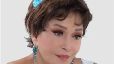 لبلبة تنهار بالبكاء بسبب والدتها (فيديو)