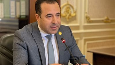 «اتصالات النواب»: ندرس إضافة مواد عقابية لتجريم المراهنات وضبط الذكاء الاصطناعي والروبوت