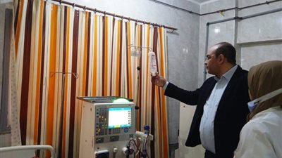 وكيل صحة الدقهلية يبحث احتياجات الأقسام الطبية بمستشفى الجمالية (صور)