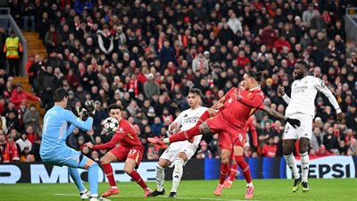 فرص بالجملة، انتهاء الشوط الأول من مباراة ليفربول وريال مدريد سلبياً