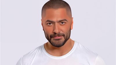 صديق عمري، تامر حسني يوجه رسالة لـ محمد رحيم