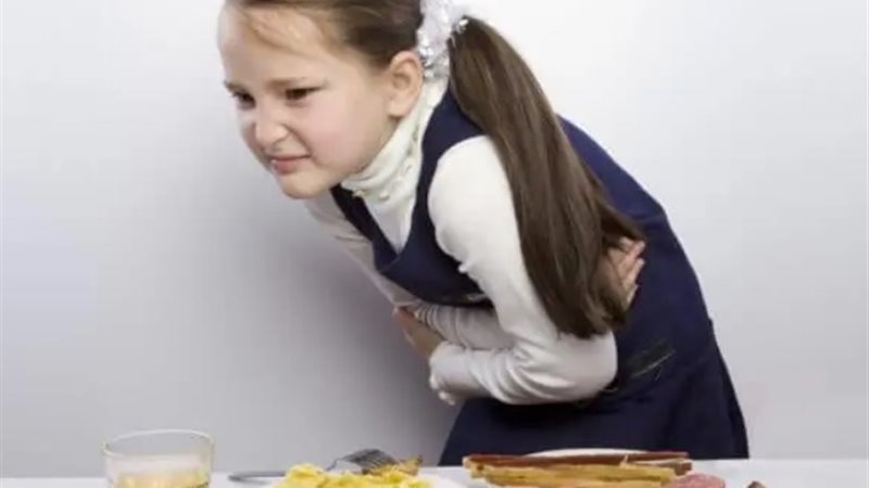 أضرار أكل الأطعمة النيئة