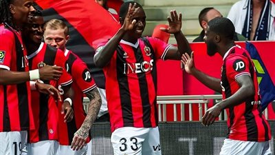 تشكيل نيس الرسمي لمواجهة أولمبيك ليون في قمة الدوري الفرنسي