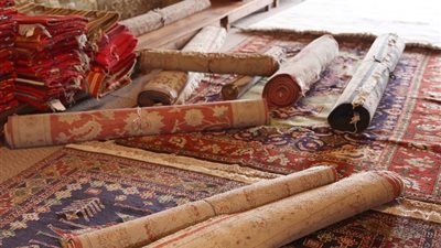 صناعة السجاد اليدوي في مصر فن بخيط يعيش لسنين