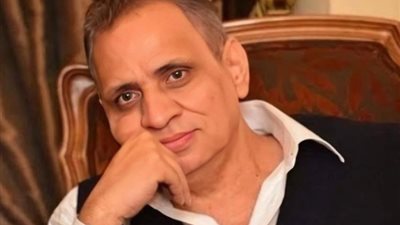 السبكي لـ «الجمهور»: لم يتم تحديد موعد عرض «بضع ساعات في يوم ما» والبوستر مزيف