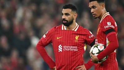 أبرزهم محمد صلاح، كارثة في ليفربول بسبب انتهاء عقود ثلاثي «الريدز» بنهاية الموسم