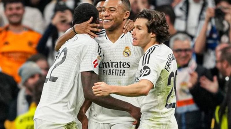 لاعبو ريال مدريد