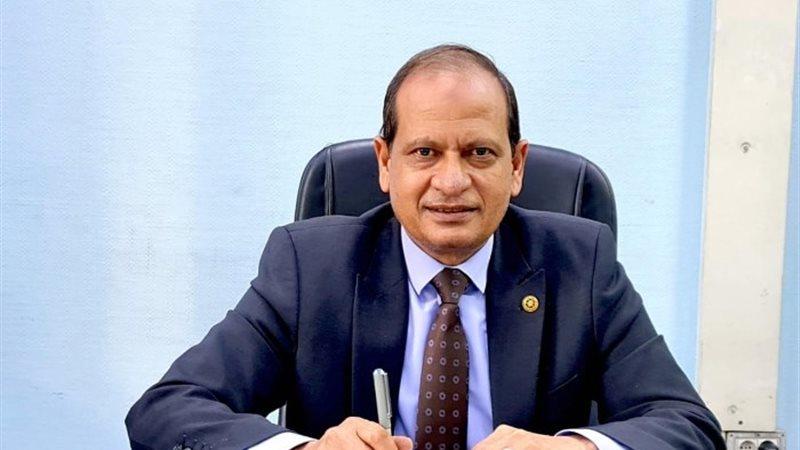 أحمد أبو الحسن رئيس الإدارة المركزية