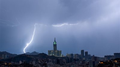 أتربة ورياح، إنذار أصفر في مكة المكرمة