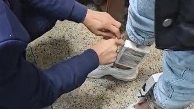 «شعر مستعار و65 أيفون» الجمارك تحرر 14 محضر ضبط بمطار القاهرة