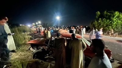 بالصور والأسماء، وفاة أسرة كاملة في انقلاب سيارة بترعة في دار السلام