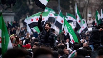 «الفصائل»  تؤمن جنود الجيش السوري من المساءلة عن تجاوزات نظام الأسد
