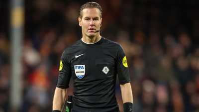 فيفا يعين حكما هولنديا لإدارة مباراة بوتافوجو وباتشوكا بانتركونتيننتال