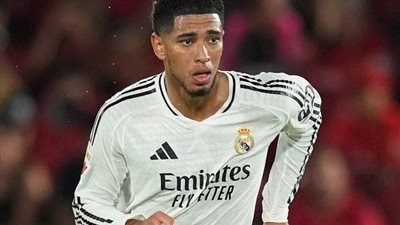 بيلينجهام يسجل الهدف الثالث لريال مدريد في شباك أتالانتا (فيديو)