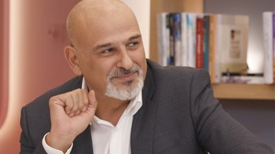 جمال سليمان يترأس القائمة الوطنية ويسعى للرئاسة السورية