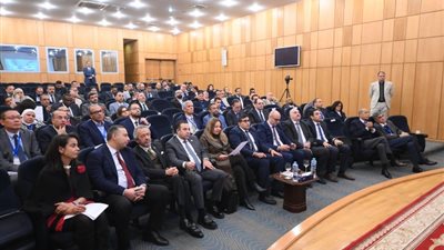 وزارة الاتصالات: 150 مليار جنيه قيمة استثمارات الكابلات الضوئية منذ 2018