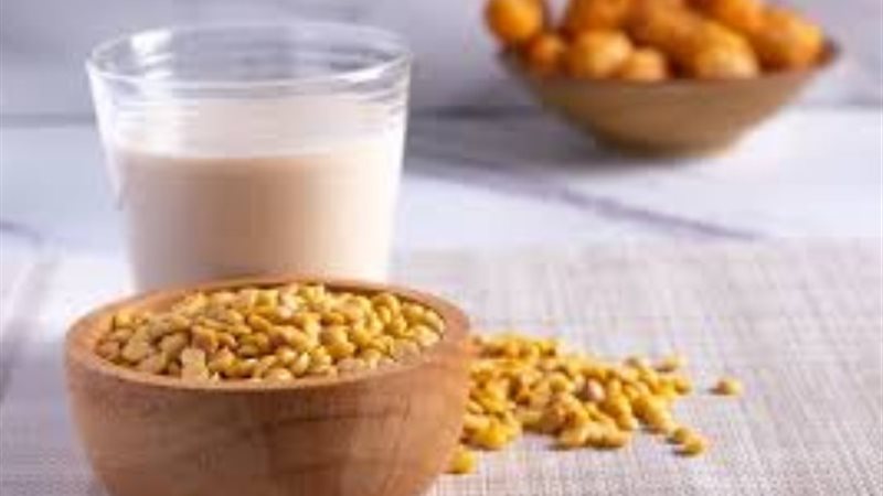 مشروب الحلبة بالحليب