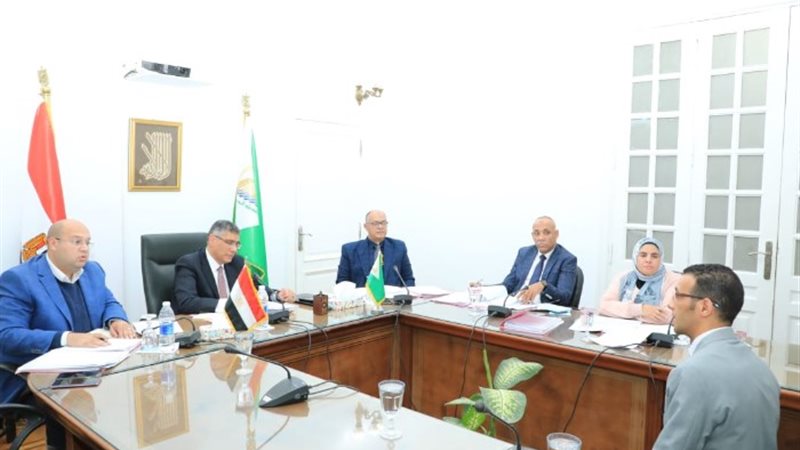 اجتماع محافظ الجيزة