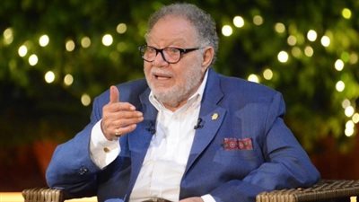 بجائزة إنجاز العمر، تكريم يحيي الفخراني في مهرجان الأفضل