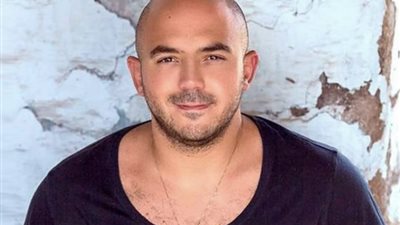 محمود العسيلي يتألق في حفل اختتام مهرجان البحر الأحمر السينمائي