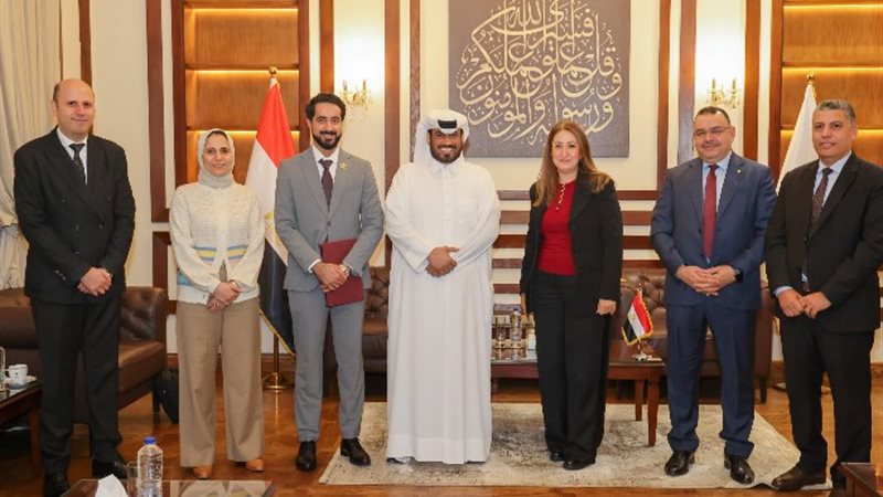 البريد المصري والقطري