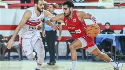 الأهلي يفوز على الزمالك 73-47 في نصف نهائي كرة السلة